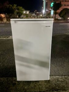 アイリスオーヤマ 1ドア 冷凍庫 60L IUSD 6A W