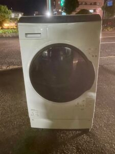 ドラム式洗濯機は何年落ちまで売れる?パナソニック・日立・東芝の買取条件 アイリスオーヤマ IRIS OHYAMA 8kg ドラム式洗濯乾燥機 FLK832