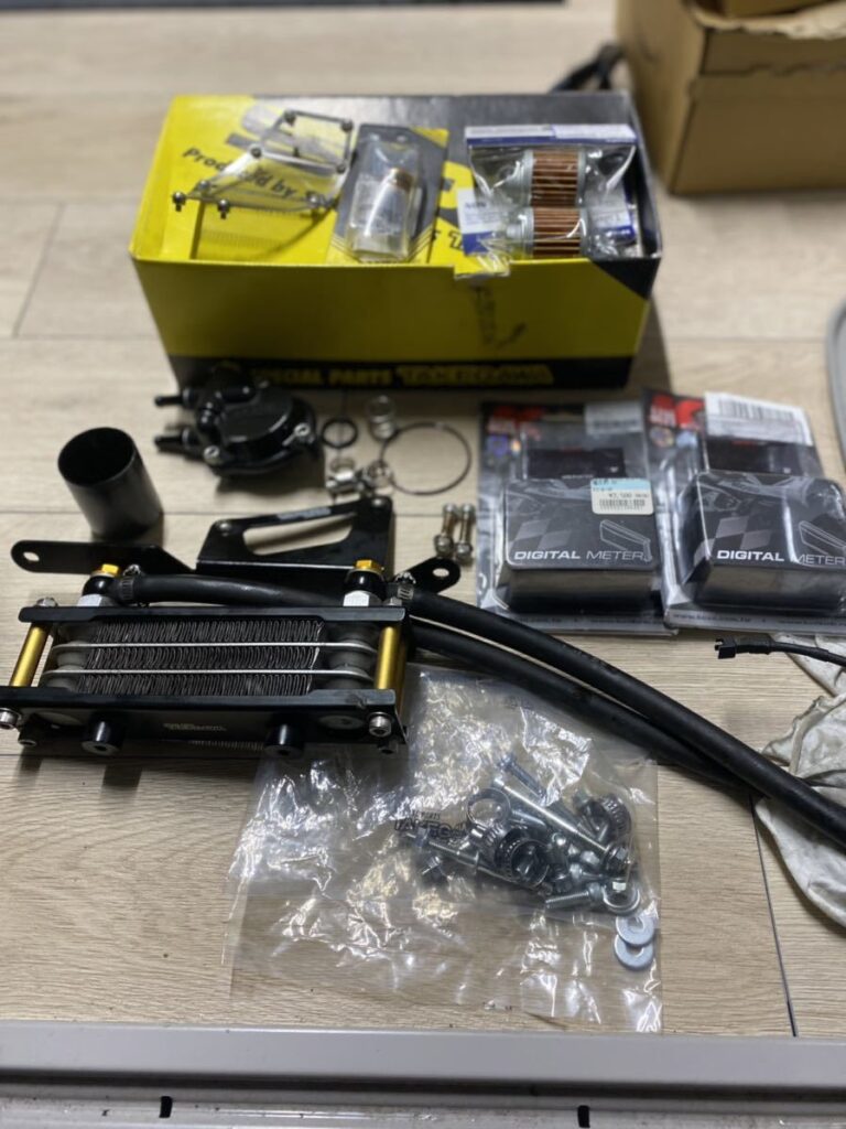 モンキー・ゴリラのカスタムパーツを売るなら?SP武川・キタコ・Gクラフトの買取を解説 アドレスV125用武川オイルクーラー 768x1024