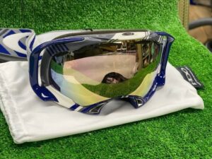 スノボ板・ビンディング・ブーツはセットとバラ売りどっちが高く売れる? オークリー OAKLEY スプライス スノーボードゴーグル