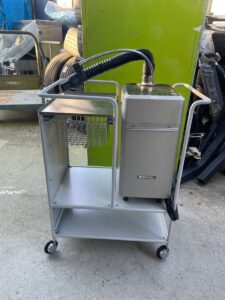 理容室の閉店で設備をまとめて売るには?バーバーチェア・サインポール・理容機器の買取 タカラベルモント モイスチャーケアミスト SD 160SLS