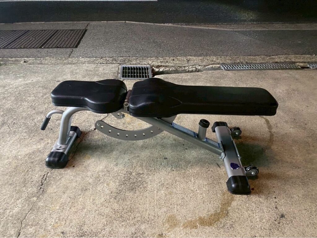タフスタッフ ベンチプレス 1024x769