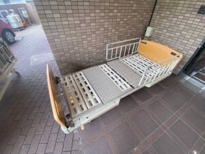 パラマウントベッド 3モーター カリストシリーズ 電動介護ベッド KA 2082 1 1
