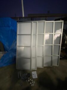 大量のオフィス家具はまとめ売りの方が高い?10台・20台・100台の査定ポイント パーティション 仕切り スケルトンモザイク