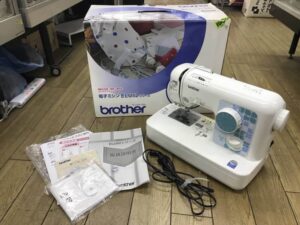 セカンドストリートで買取できないものは?家電・家具・服・雑貨の買取不可条件を徹底解説 ブラザー コンパクトミシン C35 BF ELU52