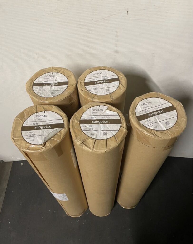 クロス屋・内装業者の廃業時に工具・材料・糊付け機をまとめて売るには? 壁紙 クロス サンゲツ 室内壁紙 SP2524 812x1024