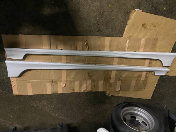 プリウス　ZVW51/ZVW55 後期　TRD サイドステップエアロ　左右セット