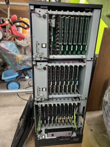 NTT ネットコミニケーション　主装置　NXL-EME 8ACOU 20SU 8PFU 8VMU