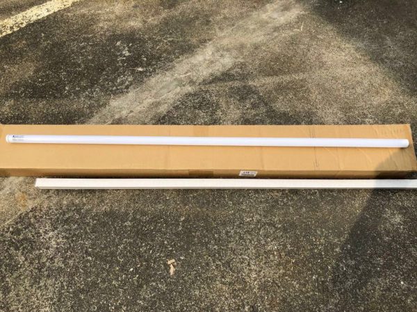 未使用 国産 L-eeDo 40W直管型 LEDランプ LTG40T・NS/60V/20 昼白色 10本セット