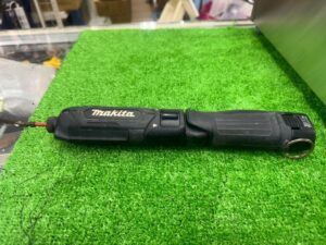 makita マキタ 充電式ペンインパクトドライバ7.2V TD022D