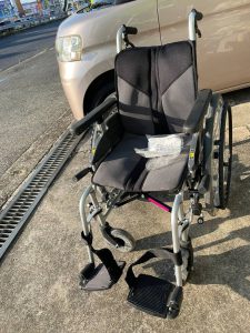 Reha tech フランスベッド　自走式 車椅子 車イス