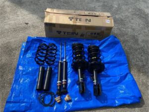 ノア　ヴォクシー　ZRR80 後期　純正ショックサス　A0343-14307