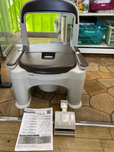 Panasonic 座楽　ラフィーネ　あたたか便座タイプ　PN-L30203