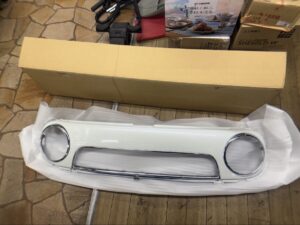 ラパン　ショコラ　HE22S 純正グリル　71741-85KA0-N7E