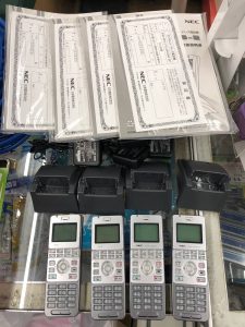 NEC デジタルコードレス電話機　ビジネスフォン IP3D-8PS-2 4台セット