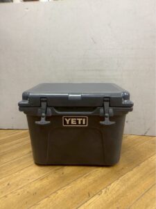  YETI イエティ クーラーボックス ローディ　チャコール　20