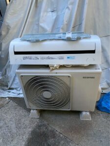 アイリスオーヤマ ルームエアコン 10畳　IRR-2818C