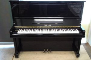  ヤマハ ピアノ U30A