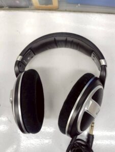  Sennheiser ゼンハイザー ヘッドフォン HD599SE