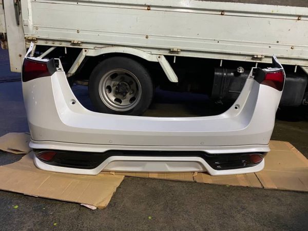プリウス　ZVW51/ZVW55 後期　TRD 純正リアバンパー　スポイラーテールセット