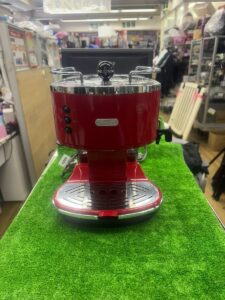 DeLonghi デロンギ エスプレッソ カプチーノメーカー EC0310R