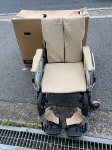 パラマウントベッド　自走式車椅子 車いす KK-410W