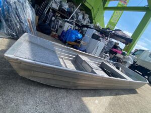 ジョンボート　アルミボート　免許不要　BC11 オプション付き