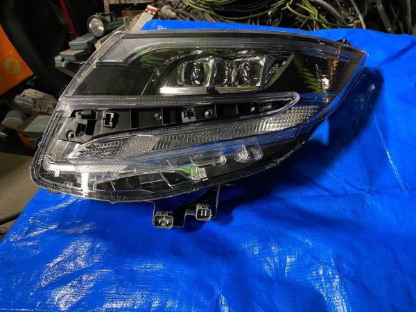 純正ヘッドライト　買取　大阪