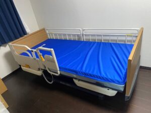パラマウントベッド 楽匠Z 3モーター電動介護ベッド　KQ-7800