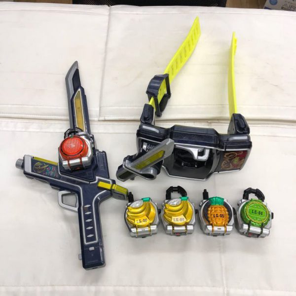 仮面ライダー 鎧武 変身ベルト ロックシード セーバーセット