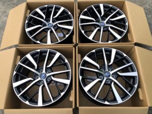 スバル WRXVBH STI 純正18インチホイールセット