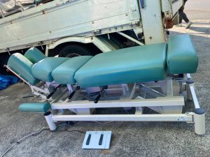 ゼニス製　1001 アジャストテーブル　電動昇降機能付き　BMK-1001