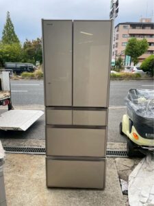 日立 HITACHI 真空チルド　 ノンフロン冷凍冷蔵庫　R-G5700F 