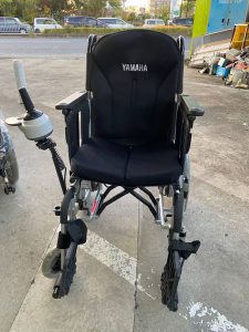 YAMAHA タウニィジョイ　介助式　電動車椅子　車いす