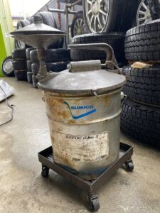 グリース用ハンドバケットポンプ　自動車整備