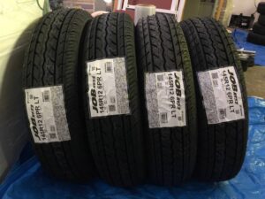 ヨコハマ　JOB RY52 145R12 6PR LT 