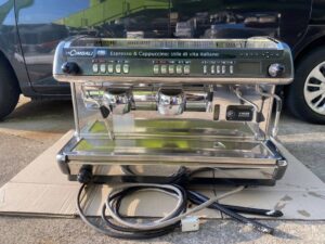 CIMBALI チンバリ　エスプレッソマシン M39 DOSATRON