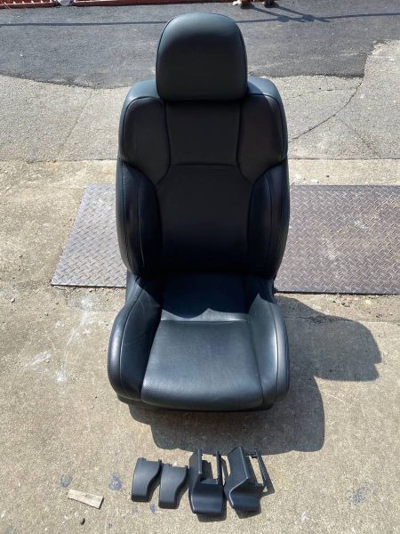レクサス ISF 純正右フロントシート　運転席シート