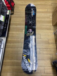 ヨネックス　YONEX スノーボード板　WALL