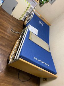 パラマウントベッド　電動介護ベッド　楽匠　KQ-82330