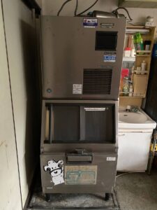 ホシザキ 星崎　フレークアイスメーカー　230kg 業務用製氷機 FM-230AE-1