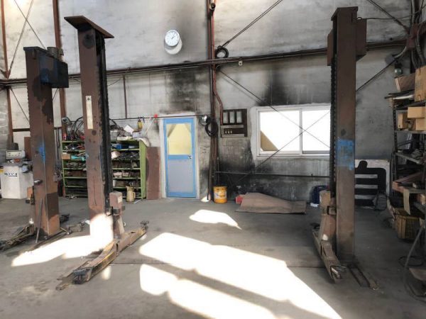 自動車整備工具　２柱リフト　買取　大阪