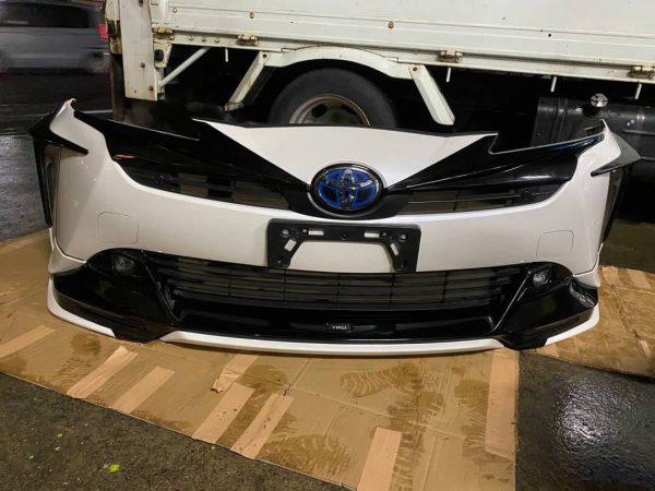 プリウス　ZVW51/ZVW55 後期　TRD フロントバンパー　スポイラー一式