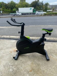 FITBOX フィットボックス　エアロバイク スピンバイク FBX-001B