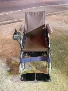 スズキ モーターチェア 電動車椅子 車いす MC3B4