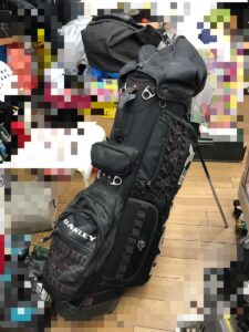 OAKLEY オークリースタンドキャディバッグ