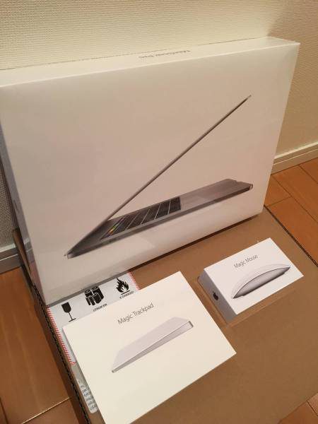 Apple MacBook Pro Late2016
