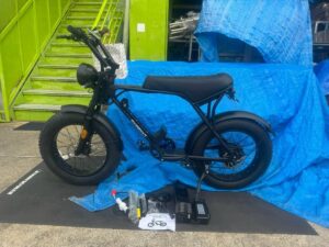 KRISBORA 電動アシスト付き自転車　ファットバイク