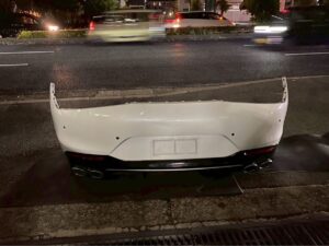ベンツ SL63 R232 純正リアバンパー　A232 885 22 01