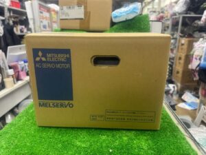  三菱電機 ACサーボモーター　HF-SP102B